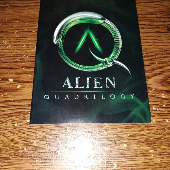 Alien - Predator AVP Total Destruction Collection (DVD, 2008, 8-Disc Set) - Picture 8 of 9